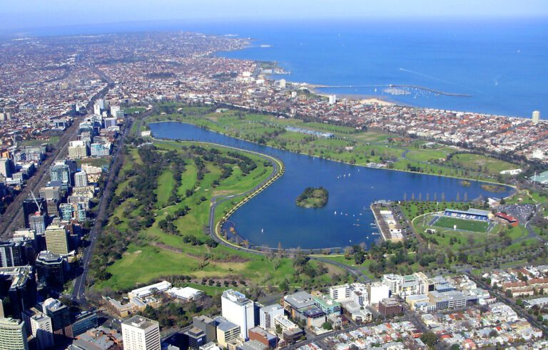 Albert park aerial 768x491