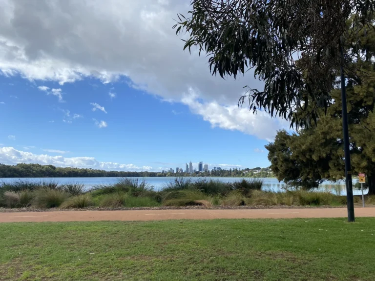 eyJidWNrZXQiOiJhc3NldHMuYWxsdHJhaWxzLmNvbSIsImtleSI6InVwbG9hZHMvcGhvdG8vaW1hZ2UvNDYwNjY4MzUvZDY3MGIxODI0YTgyODM1MjFlYjViZDg1ZTM4YjBjYjIuanBnIiwiZWRpdHMiOnsidG9Gb3JtYXQiOiJ3ZWJwIiwicmVzaXplIjp7IndpZHRoIjoyMDQ4 768x576